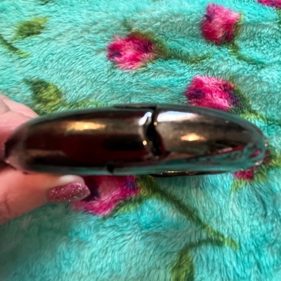 HSN Joan Boyce Hematite Tone "Kissable" Pave Multi Crystal Cuff Bracelet - Picture 4 of 6